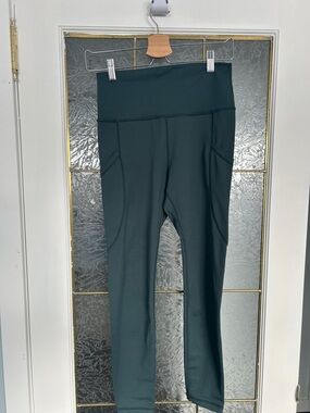 Keylime Athletics Forest Green High-Rise Pocket Leggings